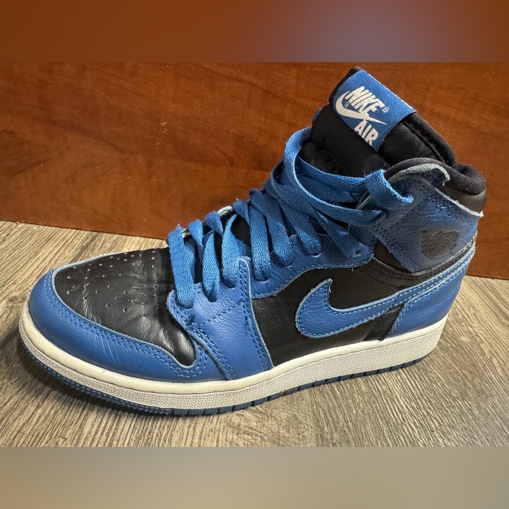 Nike Black and Blue Sneakers High-Top Leather - Picture 11 of 14